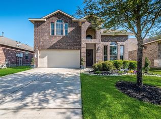 8910 Finnery Dr, Tomball, TX 77375