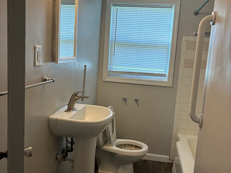 1436 E Dubail Ave — Photo 10
