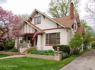 304 Blackhawk Rd, Riverside, IL 60546