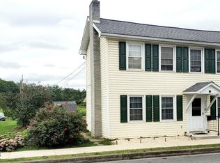 206 S High St, Selinsgrove, PA 17870
