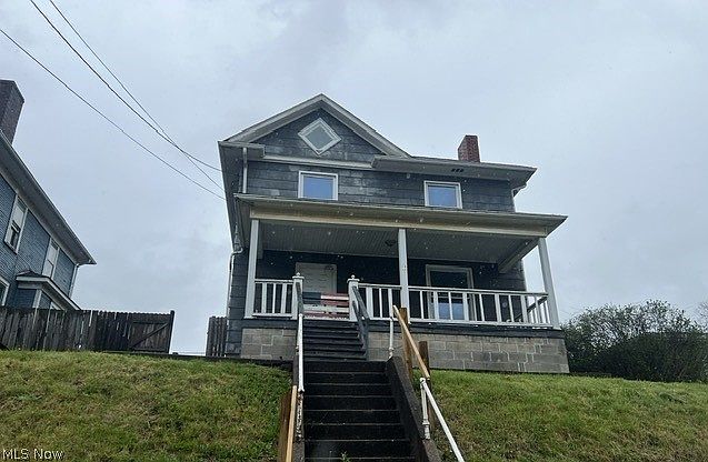 1st image of 611 Saint Clair Ave
