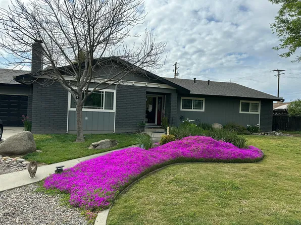 1325 S Silvervale Street, Visalia, CA 93277