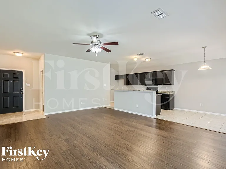 278 Meadowcrest Dr — Photo 6