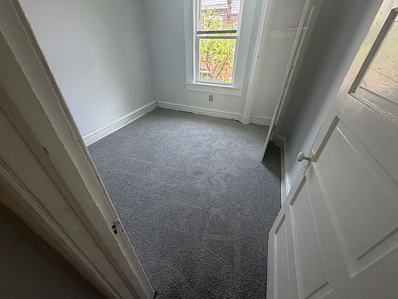 4th image of 5515 Blakemore St