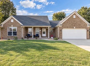 748 Eureka Dr, Versailles, KY 40383
