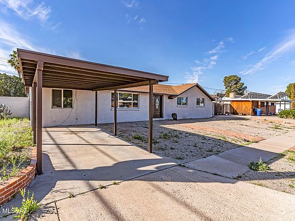 4th image of 7464 E Beverly Dr