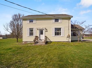 14372 W Akron Canfield Rd, Berlin Center, OH 44401