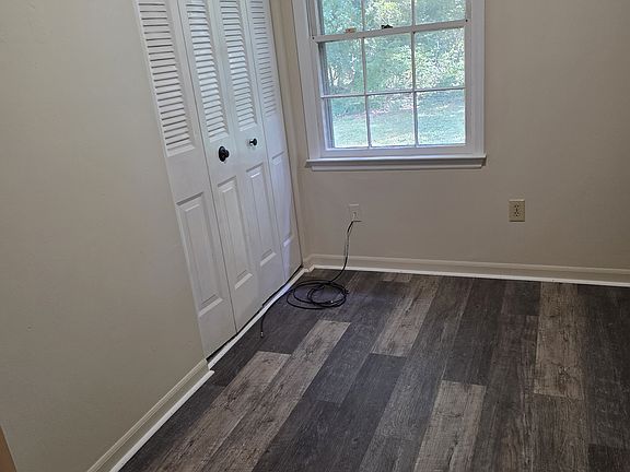 3rd image of 220 Jockey Club Dr #1