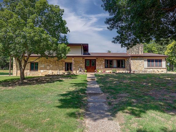 2nd image of 2435 N Timber Lane Dr