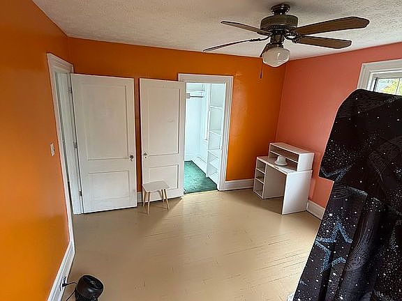 5th image of 808 Windsor Ct
