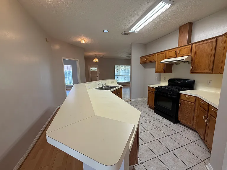13403 Agarita Ln — Photo 46