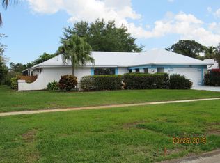 2441 SE Gowin Dr, Port Saint Lucie, FL 34952