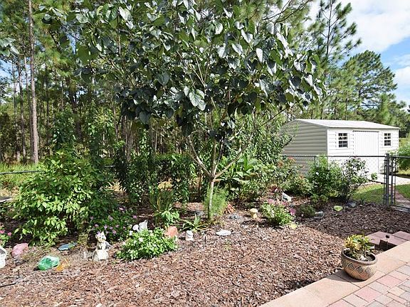 3rd image of 7290 N Glenridge Cir