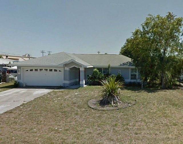 1st image of 1452 SE 14th Ter