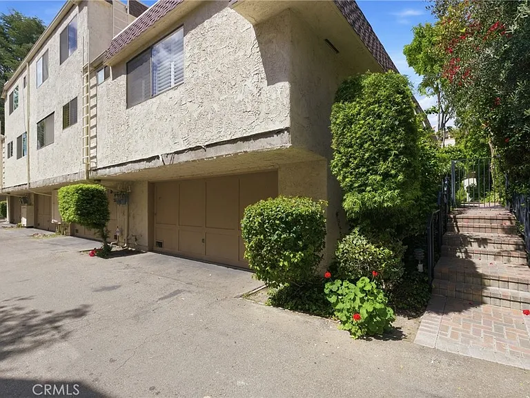 6225 Shoup Ave #97 — Photo 2