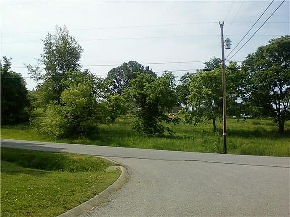 4th image of 172 Northview Ct