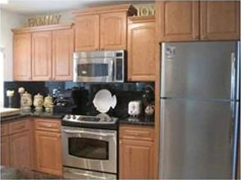6115 Via Laguna Ln — Photo 2