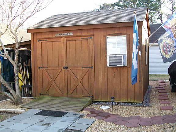 Large Storage/Workshop