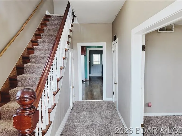 112 N Aurora St — Photo 9