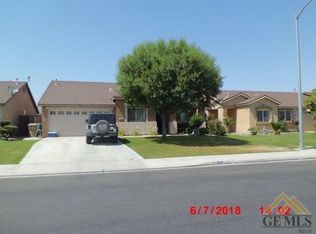 2606 Drifts Dr, Bakersfield, CA 93313