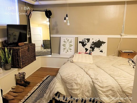 5th image of 1235 Pennsylvania St APT 1B