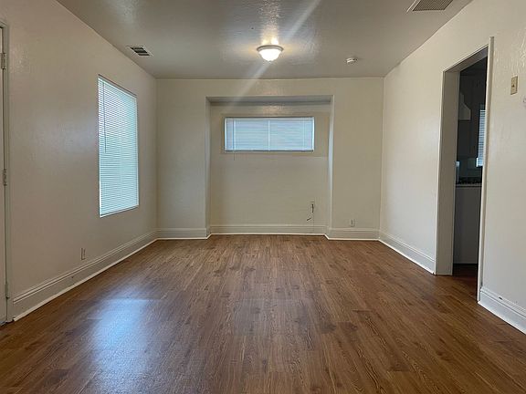 3rd image of 2005 N Fruit Ave