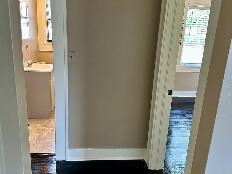 2120 Thornlee Dr — Photo 11
