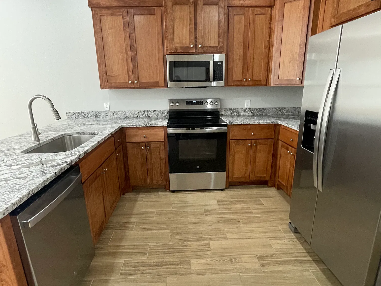3064 S Old Missouri Rd — Photo 3