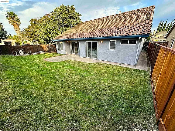 1590 Doe Trail Ln — Photo 4