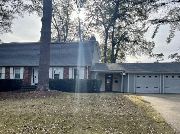 5 Hilton Woods Ct, Columbus, GA 31906