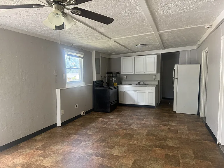 1343 Jackson St #B — Photo 2