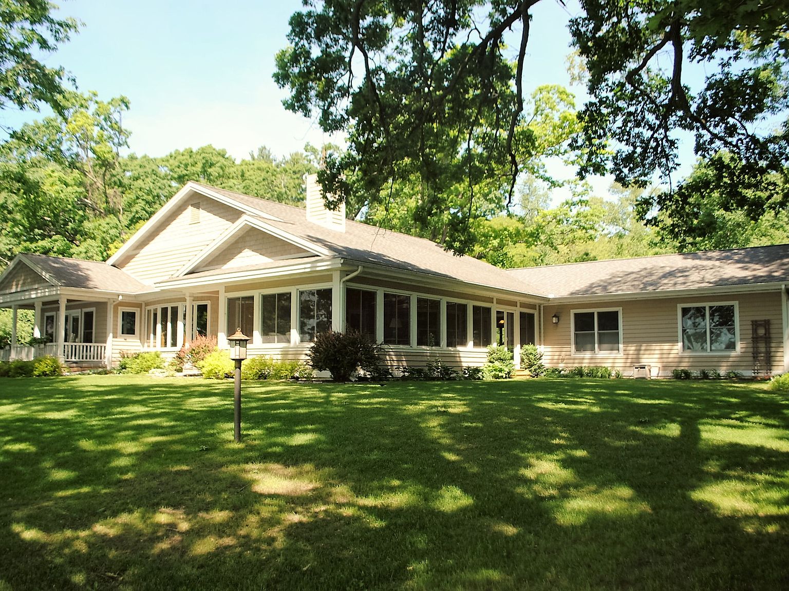 N5316 Shore Dr, Green Lake, WI 54941 Zillow