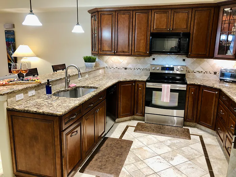 239 E Fountain Blvd #100 — Photo 4