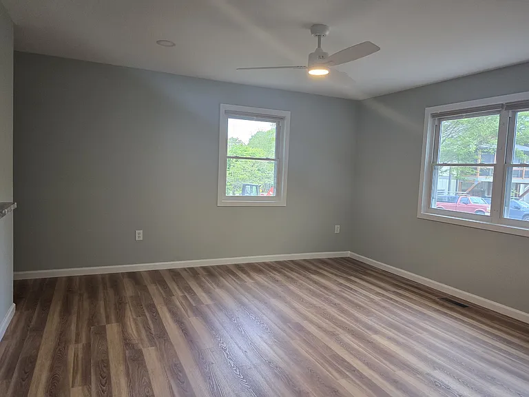 102 Beech St — Photo 7