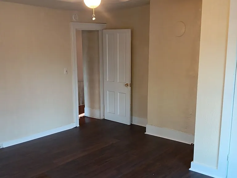816 Avon St — Photo 10