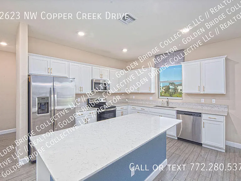 12623 NW Copper Creek Dr — Photo 1