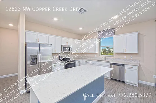 12623 NW Copper Creek Dr Photo 1