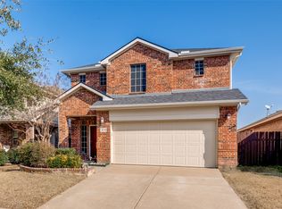 4018 Houston Dr, Heartland, TX 75126