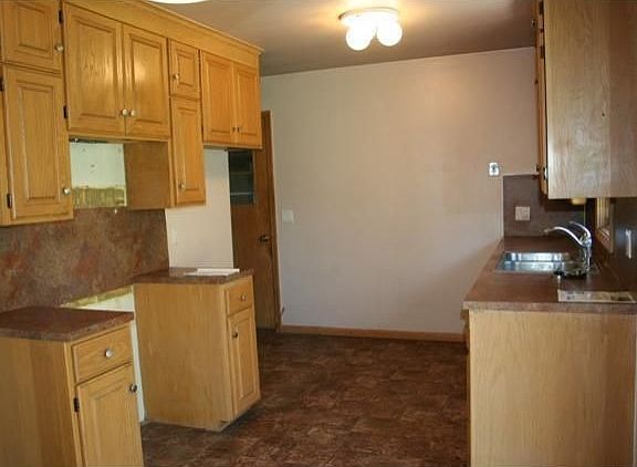 4th image of 7808 64th Ave N