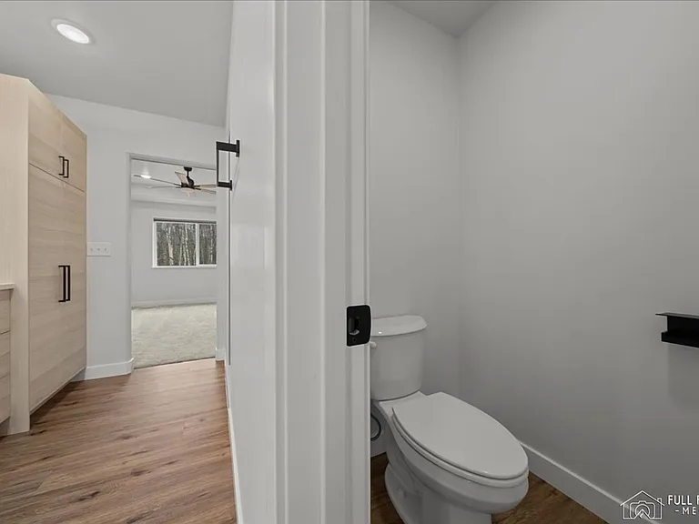 7442 N Paw St — Photo 16