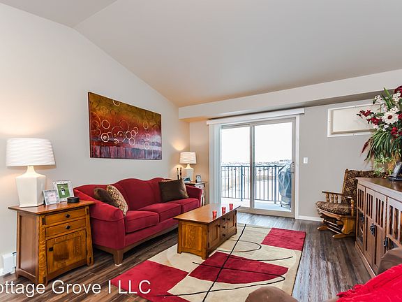 5th image of 4340 Pioneer Dr APT 305
