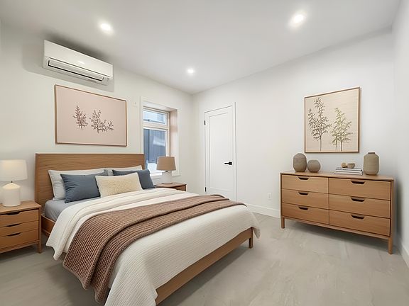 5th image of 1634 W 2nd St #1