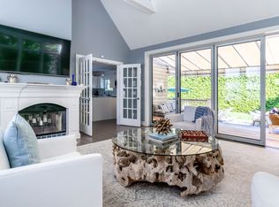 31 Highlands Dr, Southampton, NY