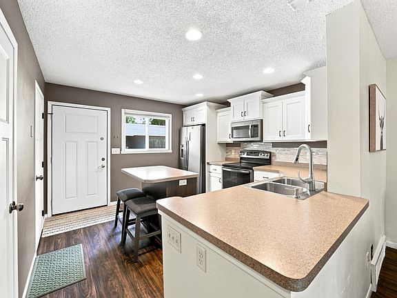 5th image of 3012 10th St N
