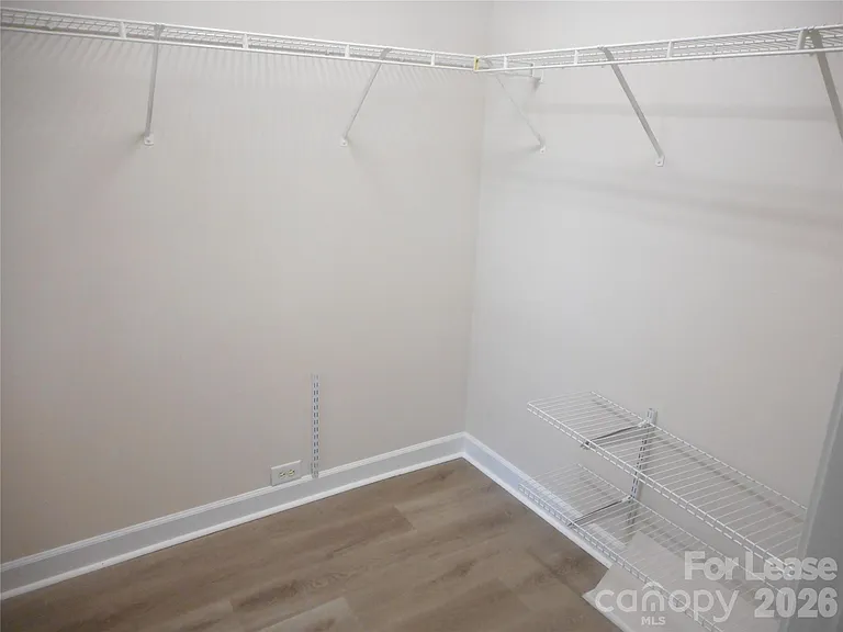 8037 Shiny Meadow Ln — Photo 14