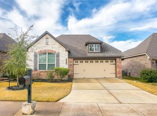 1734 Parkland Dr, College Station, TX 77845