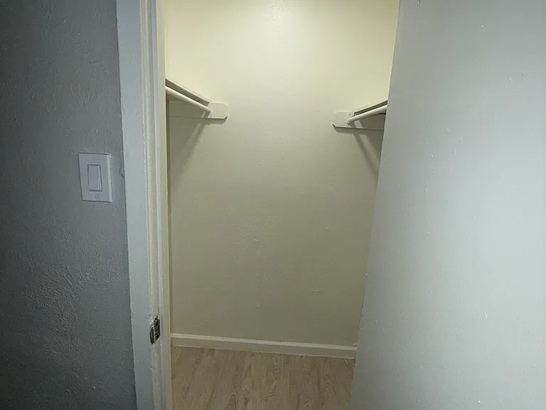 Volara Apartments — Photo 8