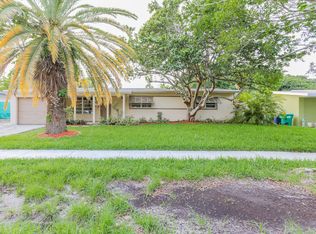 8831 Ridgeland Dr, Cutler Bay, FL 33157