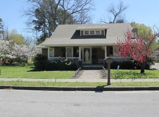 706 Short St SE, Hartselle, AL 35640