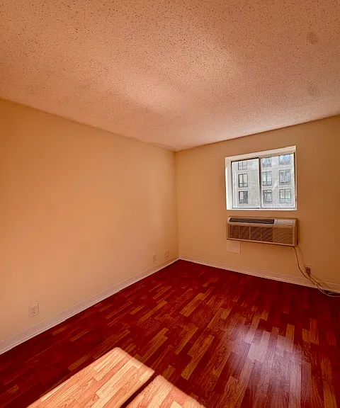 2955 Shell Rd #J7 — Photo 3